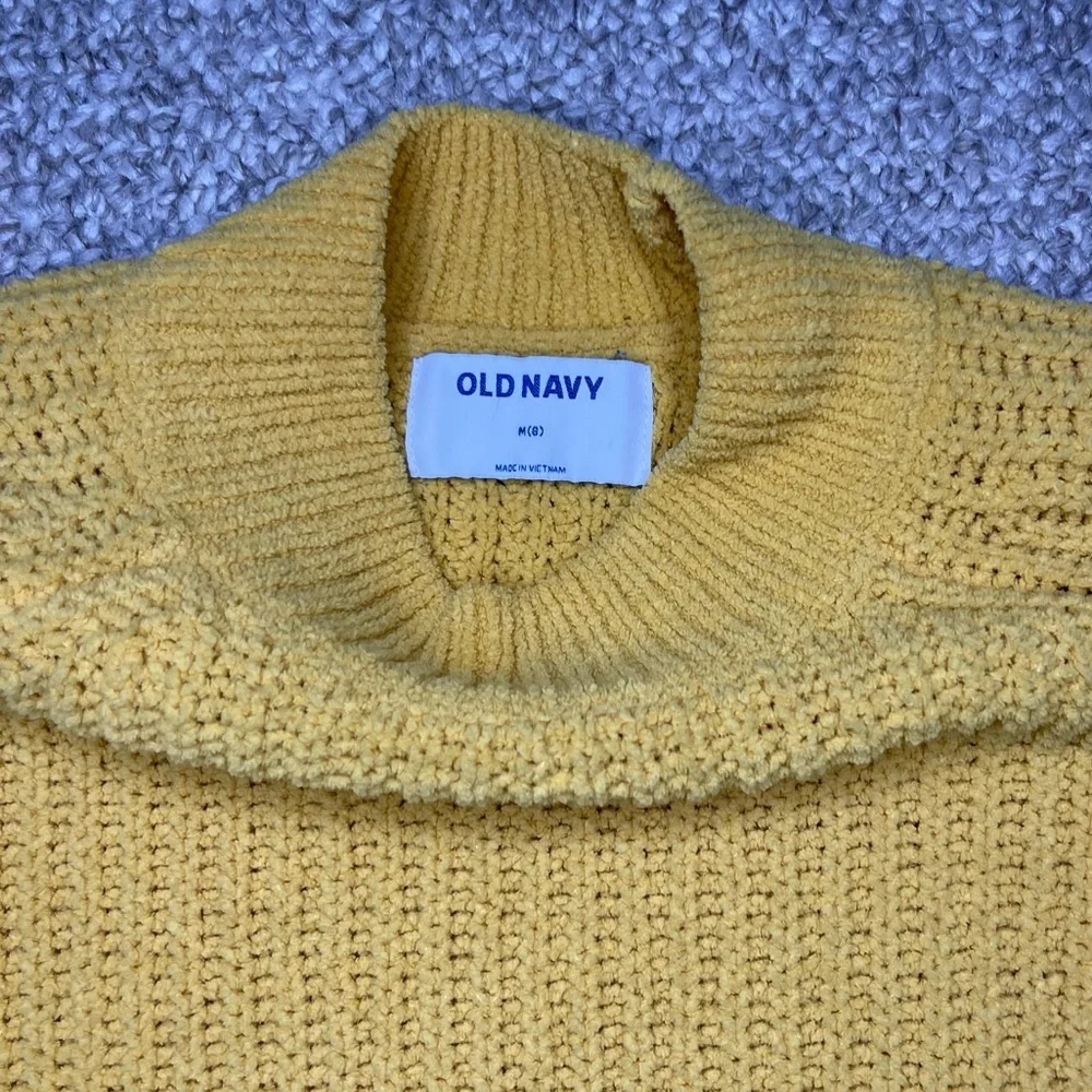 Old Navy sweater